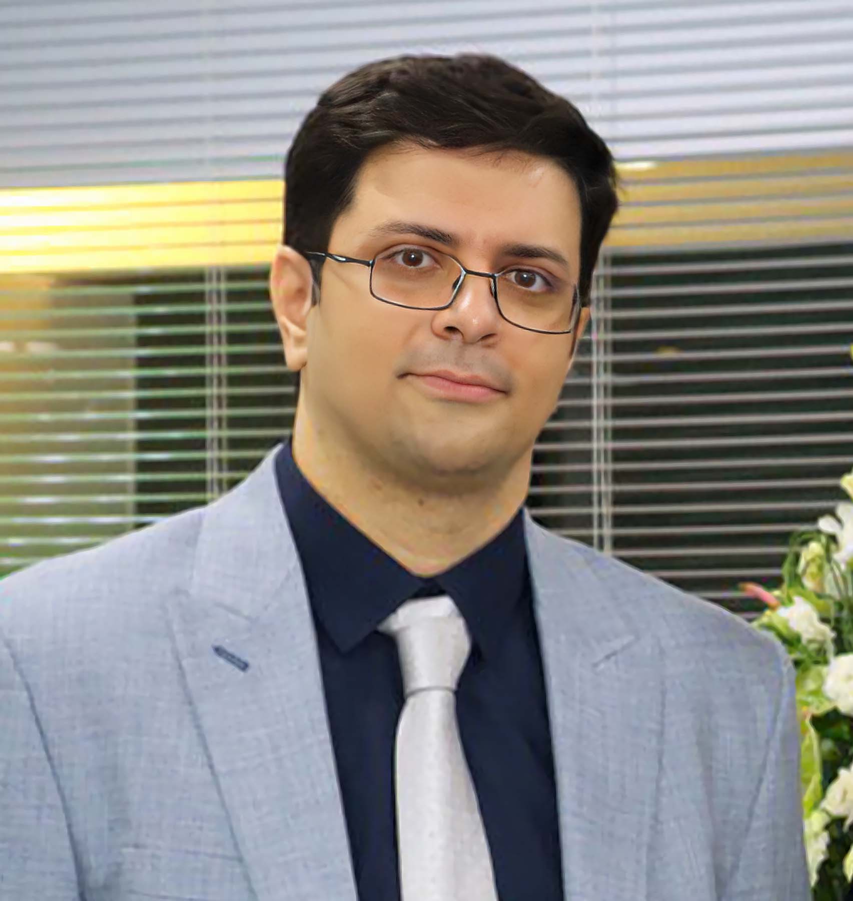 علی شریف آزاده
